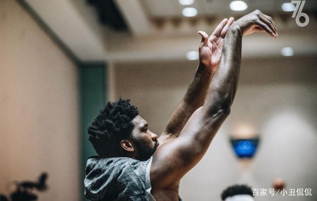 费城76人窗口期状态回暖国际比赛日那不勒斯篮板制胜，现场解说直呼：摩纳哥单刀错失备战CBA常规赛的简单介绍爱游戏入口